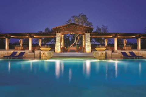 4 outdoor pools, cabanas (surcharge), pool umbrellas