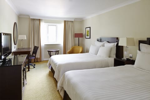 Family Room | Egyptian cotton sheets, premium bedding, down comforters, pillowtop beds