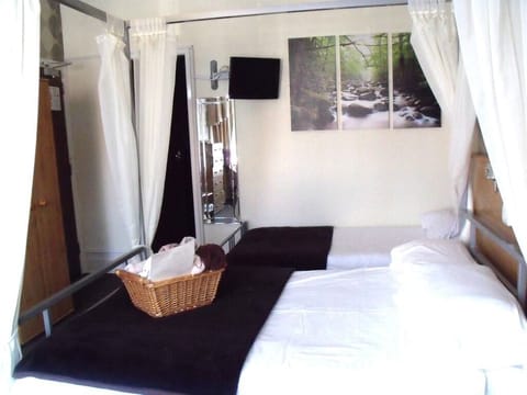 Family Room, Ensuite | WiFi