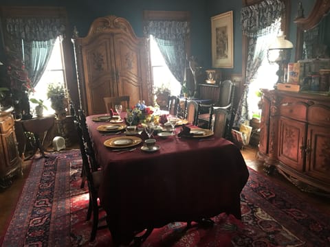 Free daily full breakfast