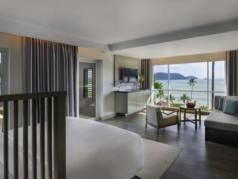 Deluxe Suite, 1 King Bed, Balcony (overlooking Andaman Sea) | Beach/ocean view