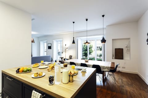 Apartment, 2 Bedrooms, Ground Floor (0) | In-room dining