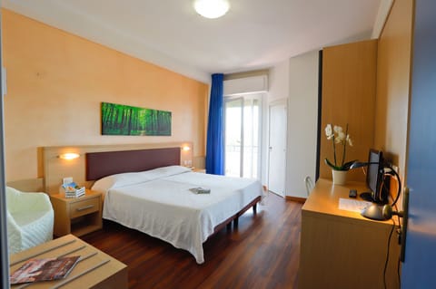 Minibar, in-room safe, desk, rollaway beds