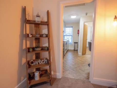 Llety Double with a sofa bed | Living area | 46-inch LED TV with digital channels, TV