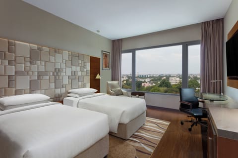 Premium Room, 1 Twin Bed | Premium bedding, memory foam beds, in-room safe, individually furnished