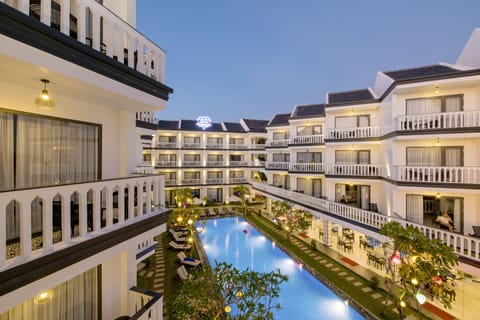 Family Quadruple Room, 2 Queen Beds, Bathtub | Balcony view