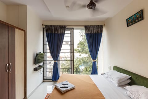 Luxury Apartment, Multiple Beds, Kitchen, Corner | Egyptian cotton sheets, premium bedding, memory foam beds