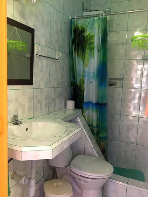 Comfort Double or Twin Room, 2 Double Beds, Smoking, Hill View | Bathroom | Shower, towels