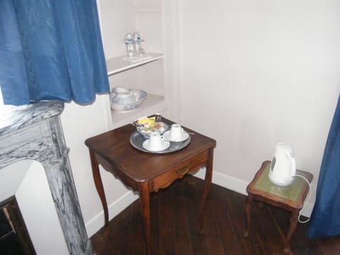 Double or Twin Room (Carpentier de Damigny) | Soundproofing, iron/ironing board, free WiFi, bed sheets