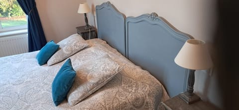 Double or Twin Room (Carpentier de Damigny) | Soundproofing, iron/ironing board, free WiFi, bed sheets