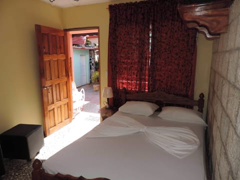 Double Room, 1 Double Bed, Non Smoking | In-room safe, blackout drapes, bed sheets, wheelchair access