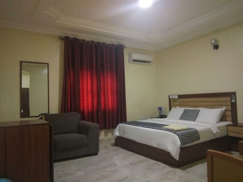 Superior Room, 1 Double Bed | Desk, free WiFi