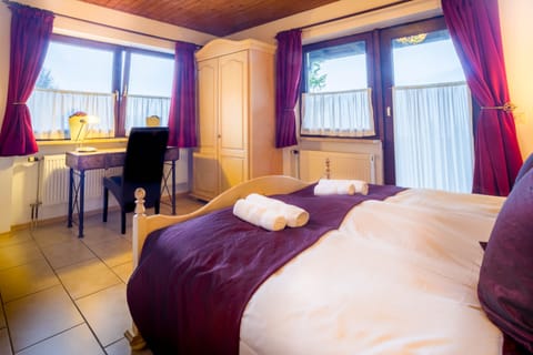 Family Room (it consists of 2 rooms) | Premium bedding, Select Comfort beds, minibar, in-room safe