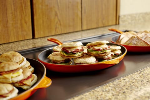 Free daily continental breakfast