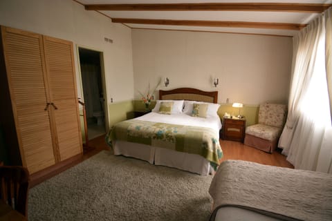 Standard Double Room, 1 Double Bed | In-room safe, desk, iron/ironing board, free WiFi