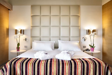 Suite | Premium bedding, minibar, in-room safe, individually decorated