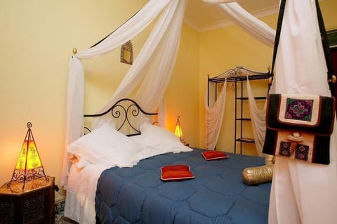 Family Suite, Private Bathroom | 1 bedroom, in-room safe, rollaway beds, free WiFi