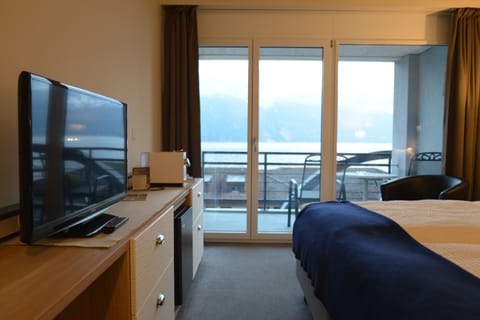 Family Quadruple Room | In-room safe, desk, soundproofing, WiFi