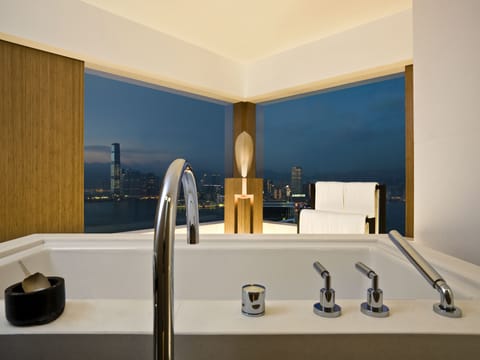 Studio 70 Harbour View | Bathroom | Separate tub and shower, deep soaking tub, rainfall showerhead