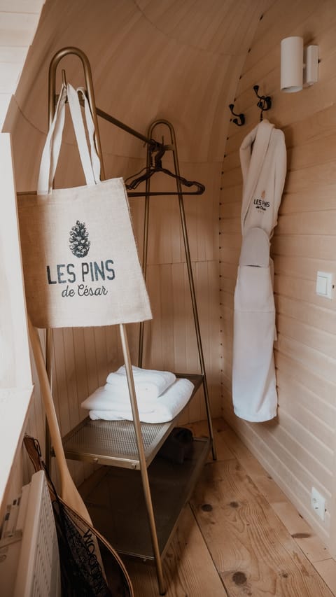 Chambre Nature | Premium bedding, in-room safe, individually decorated