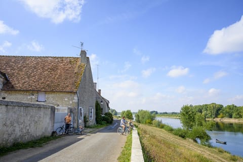 House, Ensuite, River View | Exterior