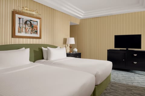 Junior Suite, 2 Twin Beds | Frette Italian sheets, premium bedding, down comforters, minibar