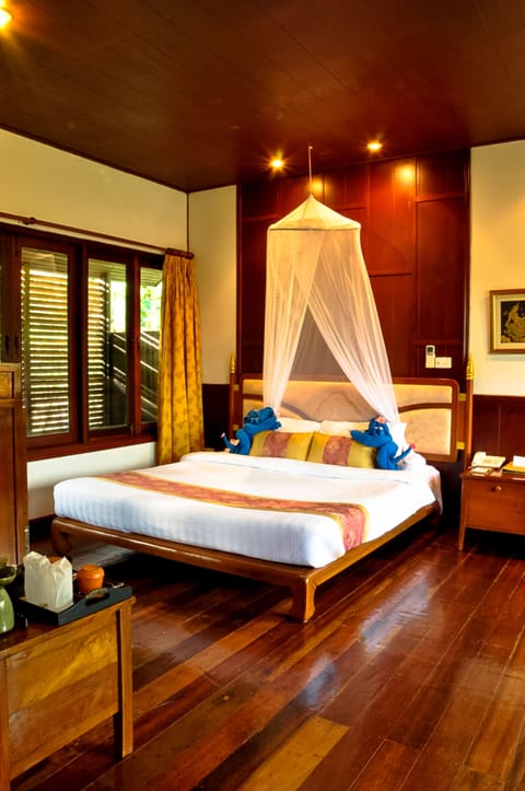 Superior Cottage | Premium bedding, minibar, in-room safe, blackout drapes