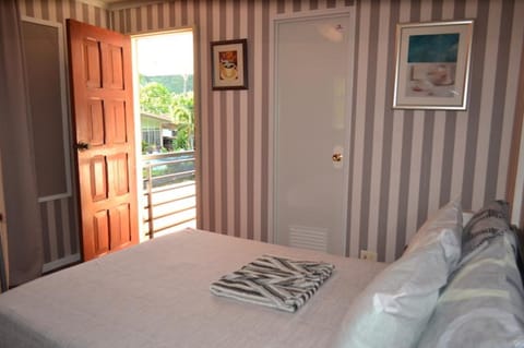 Basic Room, 1 Double Bed, Balcony | Minibar, in-room safe, individually decorated, individually furnished