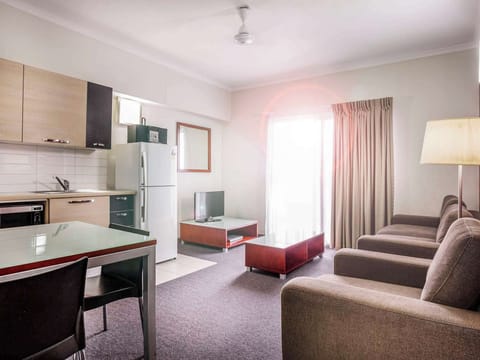 Suite, 2 Bedrooms | Desk, iron/ironing board, cribs/infant beds, WiFi