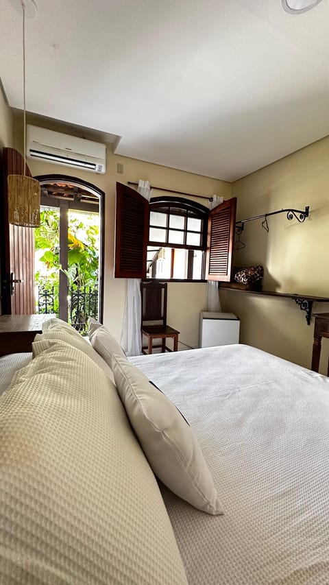 Triple Room | Minibar, in-room safe, free WiFi, bed sheets