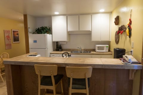 Condo, 1 Bedroom | Private kitchen | Fridge, microwave, dishwasher, coffee/tea maker