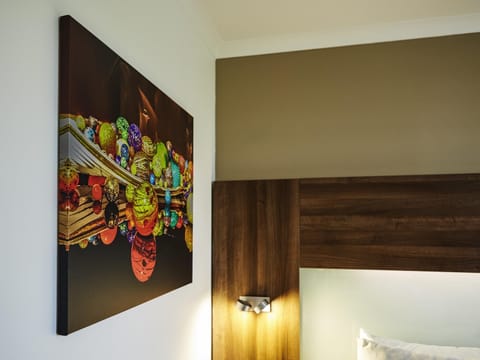 In-room safe, desk, iron/ironing board, free WiFi