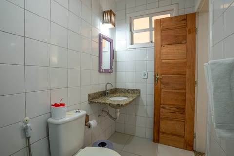 Family Apartment, Multiple Beds, Non Smoking | Bathroom | Shower, towels, soap, toilet paper