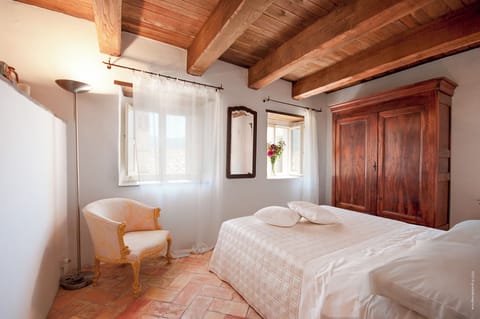 Superior Suite | Minibar, in-room safe, individually decorated, individually furnished