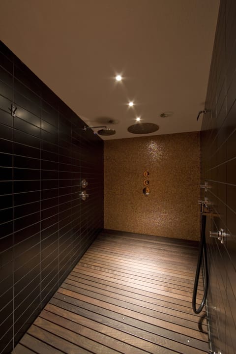 Sauna, spa tub, steam room, Turkish bath, body treatments