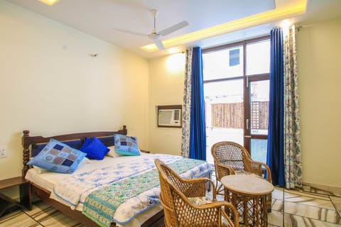 AC Super Deluxe room | Individually decorated, individually furnished, free WiFi, bed sheets