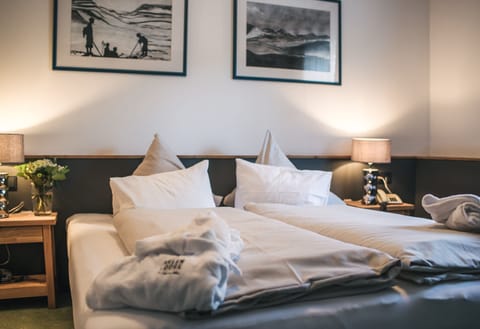 Standard Double Room, 1 Bedroom | Premium bedding, minibar, individually decorated, individually furnished