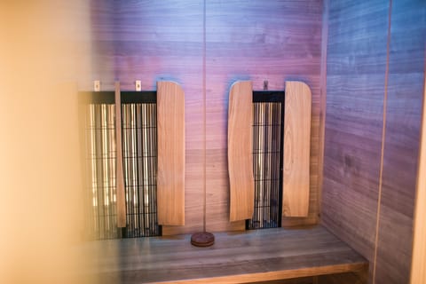 Deep-tissue massages, Swedish massages, sports massages, massages