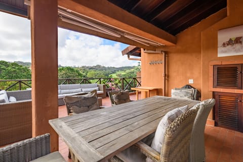 Superior Villa, 3 Bedrooms | Terrace/patio