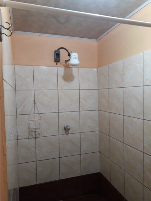 Basic Double Room, Non Smoking, Shared Bathroom | Bathroom shower