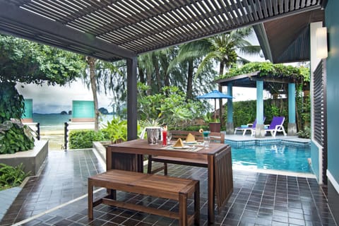 Beach Front Pool Villa | Minibar, in-room safe, desk, blackout drapes