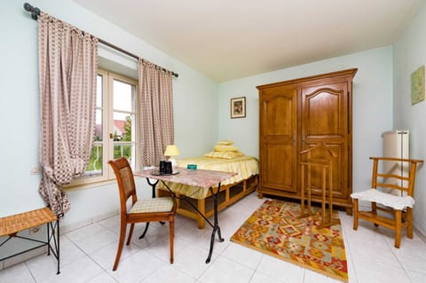 Double Room (Dessine moi un mouton) | 2 bedrooms, individually decorated, individually furnished, desk
