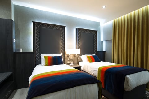 Classic Twin Room, 2 Twin Beds, Non Smoking | Premium bedding, desk, blackout drapes, iron/ironing board