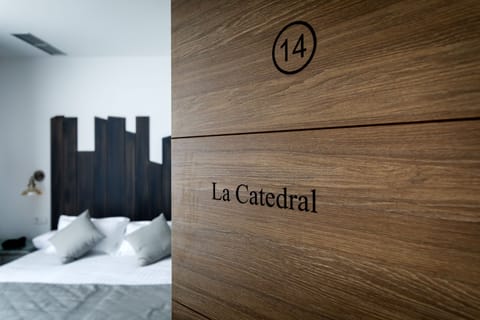 Double Room (La Catedral) | In-room safe, desk, blackout drapes, soundproofing