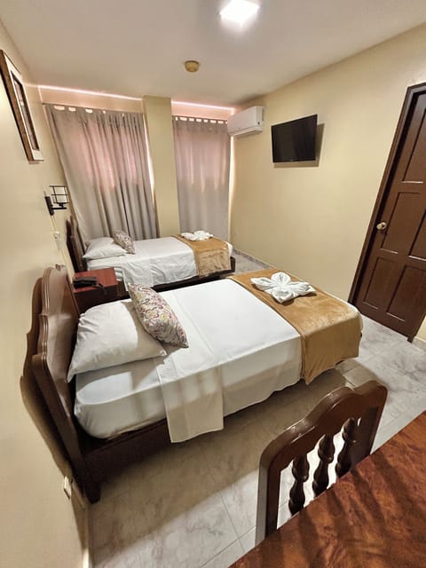 Comfort Double or Twin Room, 2 Twin Beds, Non Smoking | Desk, laptop workspace, blackout drapes, iron/ironing board