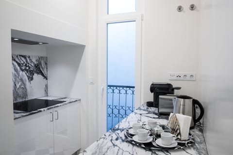 Deluxe Apartment, 2 Bedrooms (Esperanca) | Private kitchen | Fridge, microwave, stovetop, dishwasher