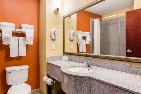 Standard Room, 2 Queen Beds, Non Smoking | Bathroom | Combined shower/tub, deep soaking tub, free toiletries, hair dryer