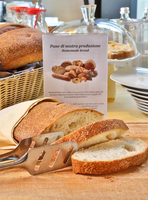 Daily buffet breakfast (EUR 8 per person)