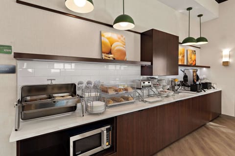 Free daily on-the-go breakfast