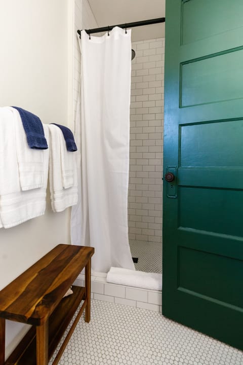 Cedar Cottage | Bathroom | Free toiletries, hair dryer, towels, soap